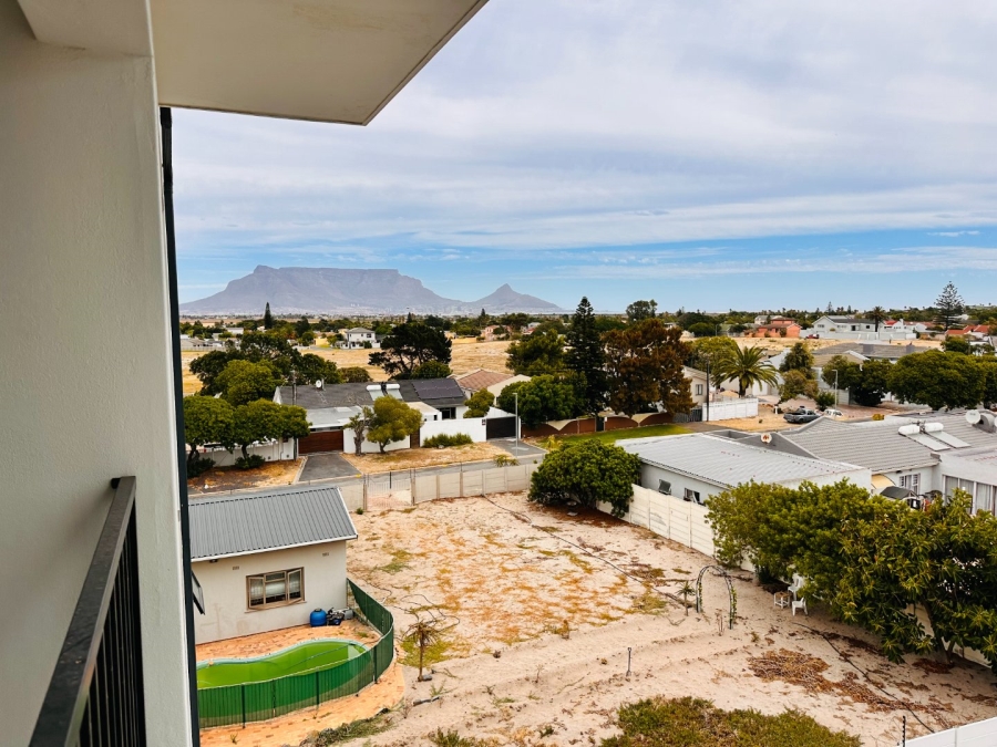 2 Bedroom Property for Sale in Flamingo Vlei Western Cape